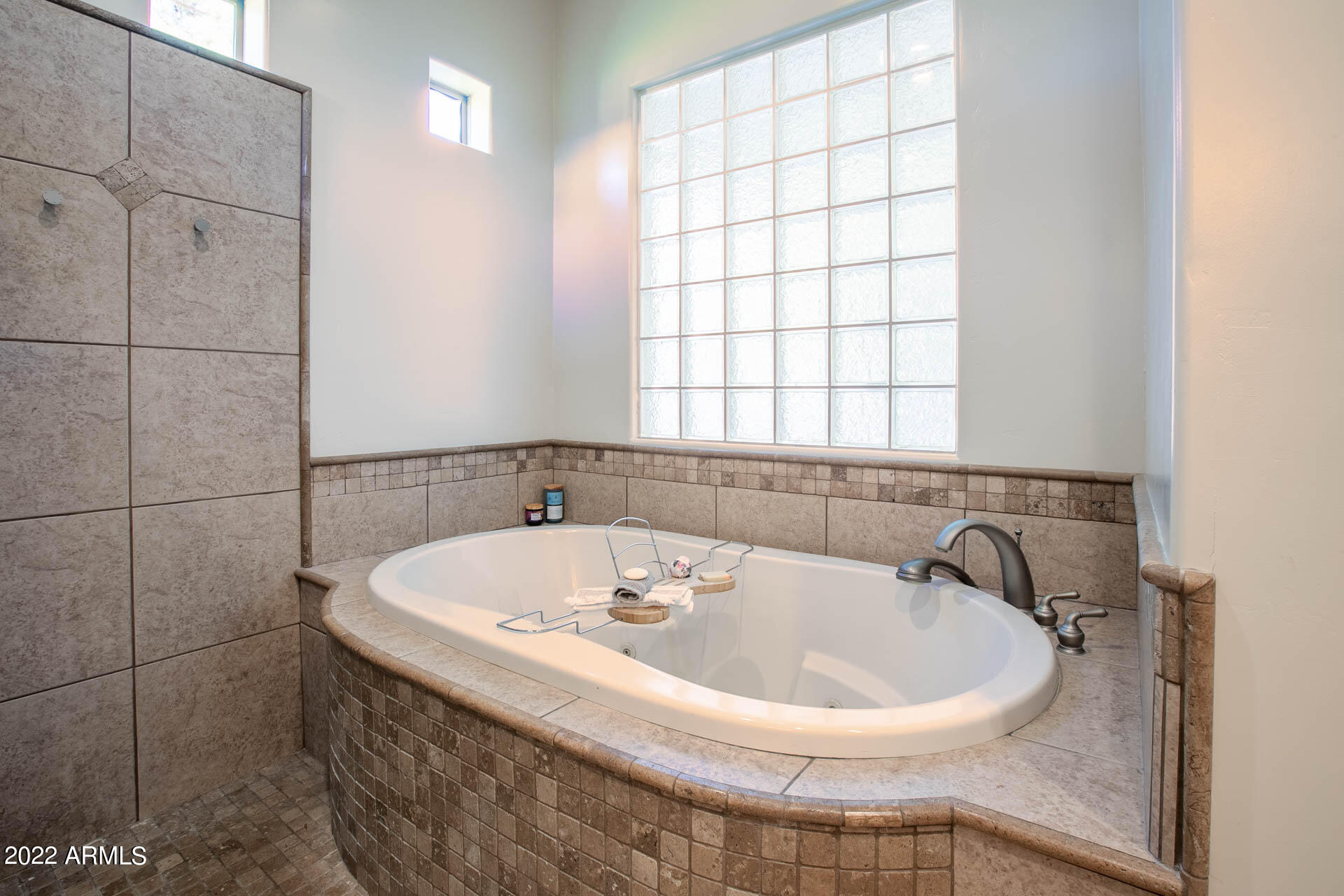 3022 East Decatur Street Mesa, AZ 85213 - Photo 19 of 33 3A9A3487-HDR