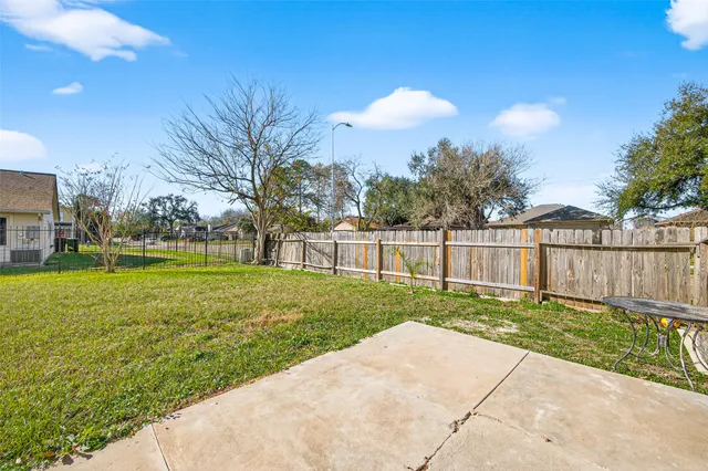 $2,500 | 3479 Rockrill Drive, Houston, TX 77045