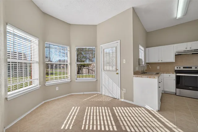 $2,500 | 3479 Rockrill Drive, Houston, TX 77045