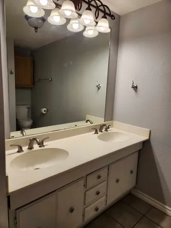 $2,600 | 3000 Ray Wood Drive, Austin, TX 78704