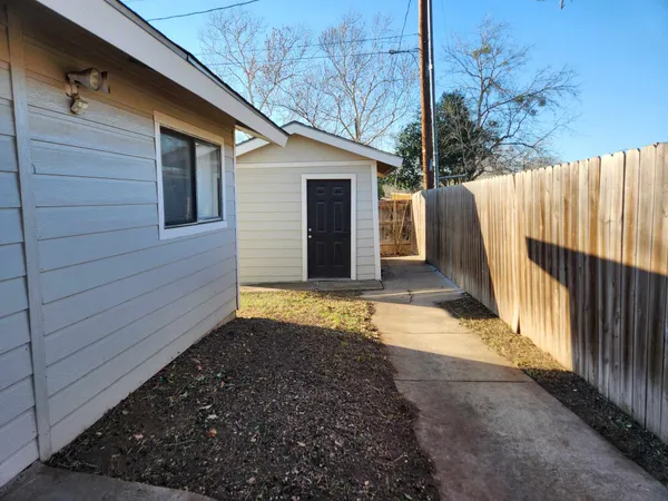 $2,600 | 3000 Ray Wood Drive, Austin, TX 78704