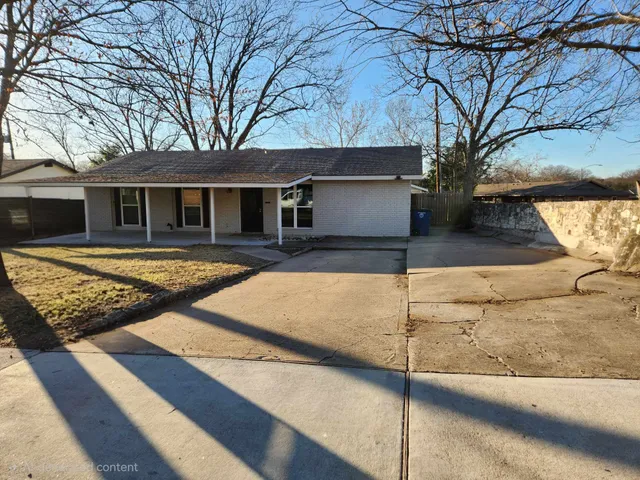 $2,700 | 3000 Ray Wood Drive, Austin, TX 78704