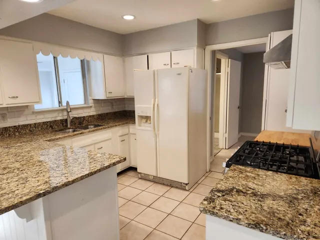 $2,700 | 3000 Ray Wood Drive, Austin, TX 78704