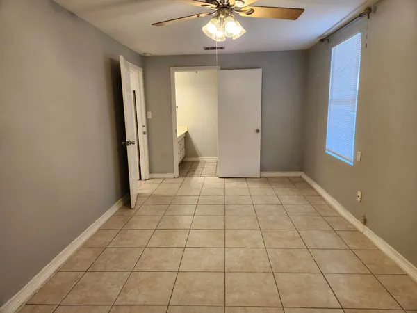 $2,600 | 3000 Ray Wood Drive, Austin, TX 78704