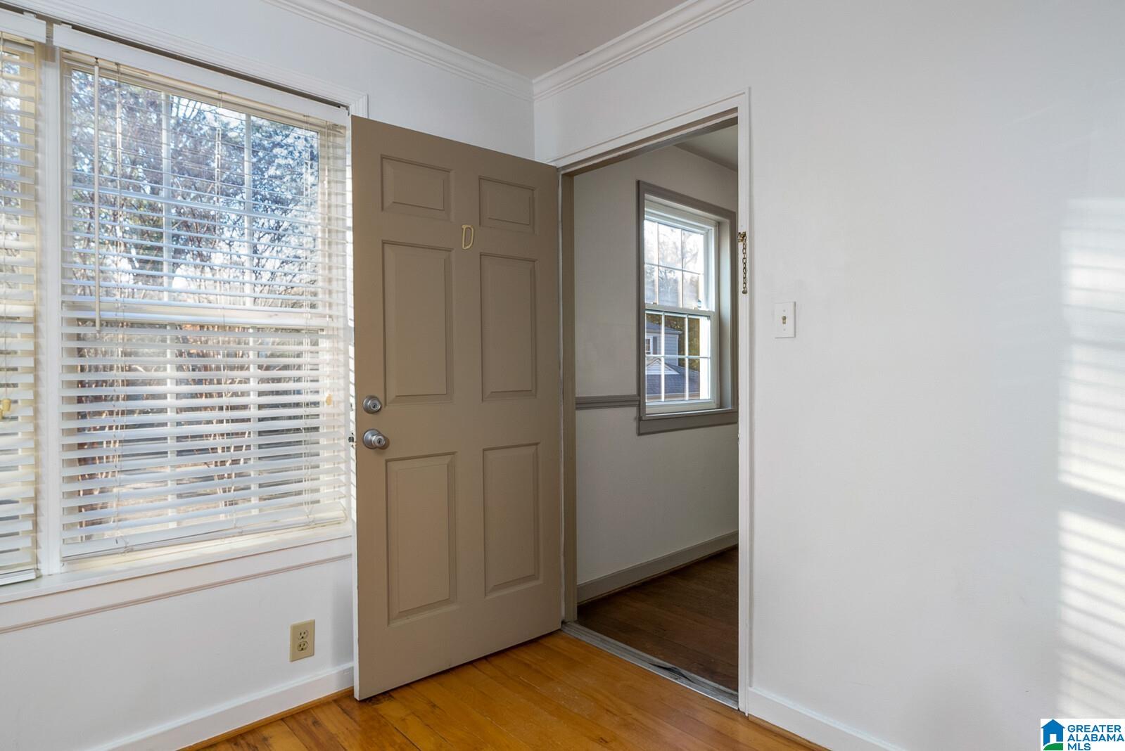 209 Fox Hall Road, Unit D Mountain Brook, AL 35213 - Photo 3 of 13