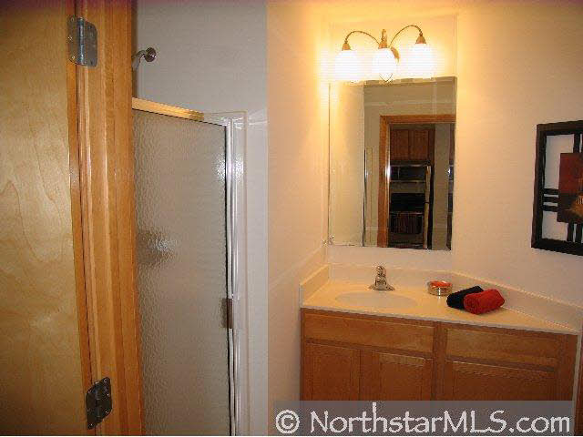 2550 38th Avenue Northeast, Unit 108 St. Anthony, MN 55421 - Photo 8 of 10