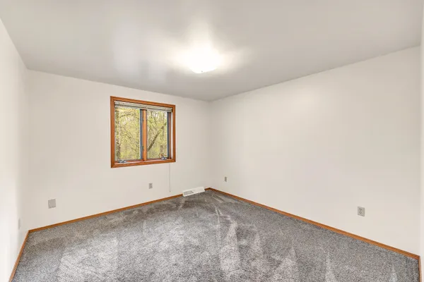 $450,000 | 2879 Lime Kiln Road, Green Bay, WI 54311