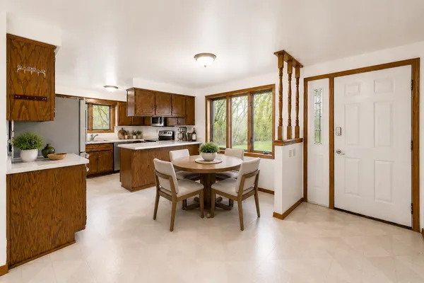 $450,000 | 2879 Lime Kiln Road, Green Bay, WI 54311