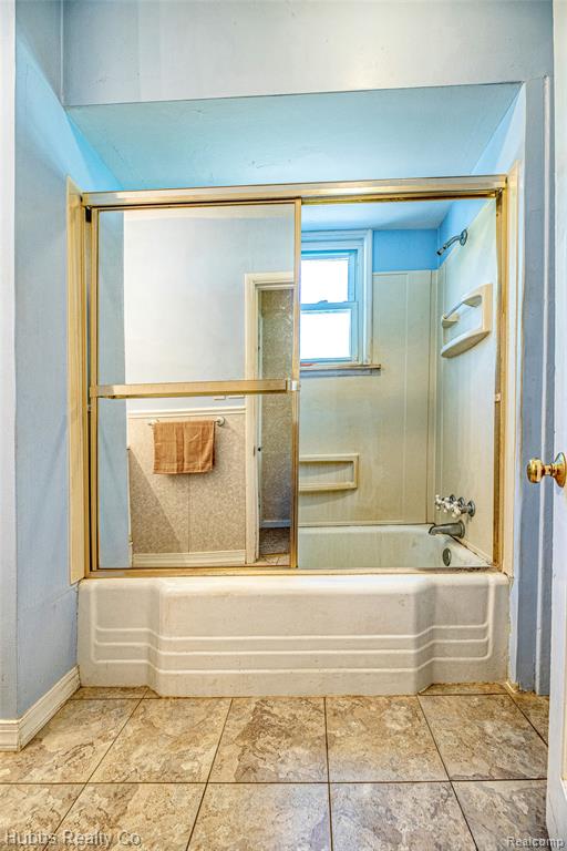 5305 Lapeer Road Burton, MI 48509 - Photo 26 of 59 Gallery Image 26