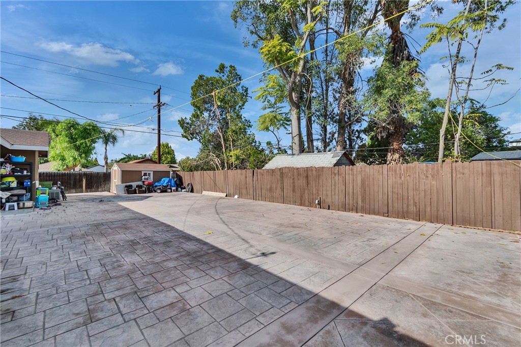 5121 Sierra Street Riverside, CA 92504 - Photo 12 of 34