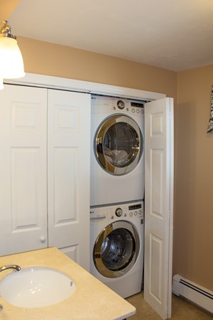 23 Longmeadow Road Norfolk, MA 02056 - Photo 9 of 30 Gallery Image 9