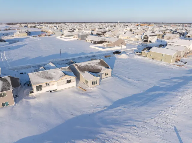 $441,990 | 2952 74th Avenue South, Fargo, ND 58104