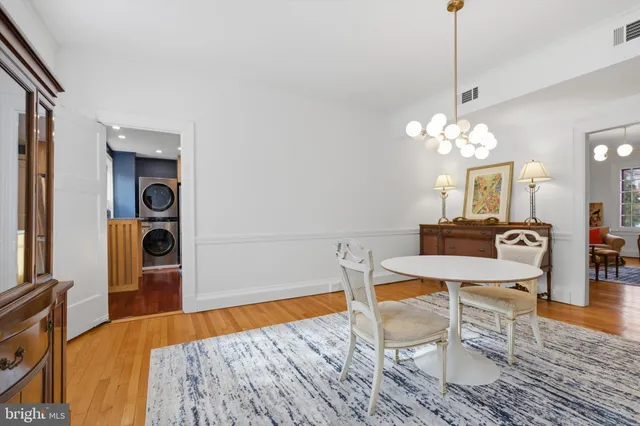 $2,300 | 230 Stony Run Lane, Unit 4F, Baltimore, MD 21210