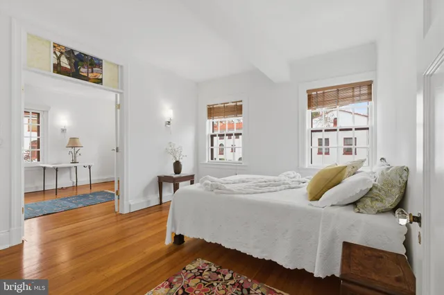 $2,300 | 230 Stony Run Lane, Unit 4F, Baltimore, MD 21210