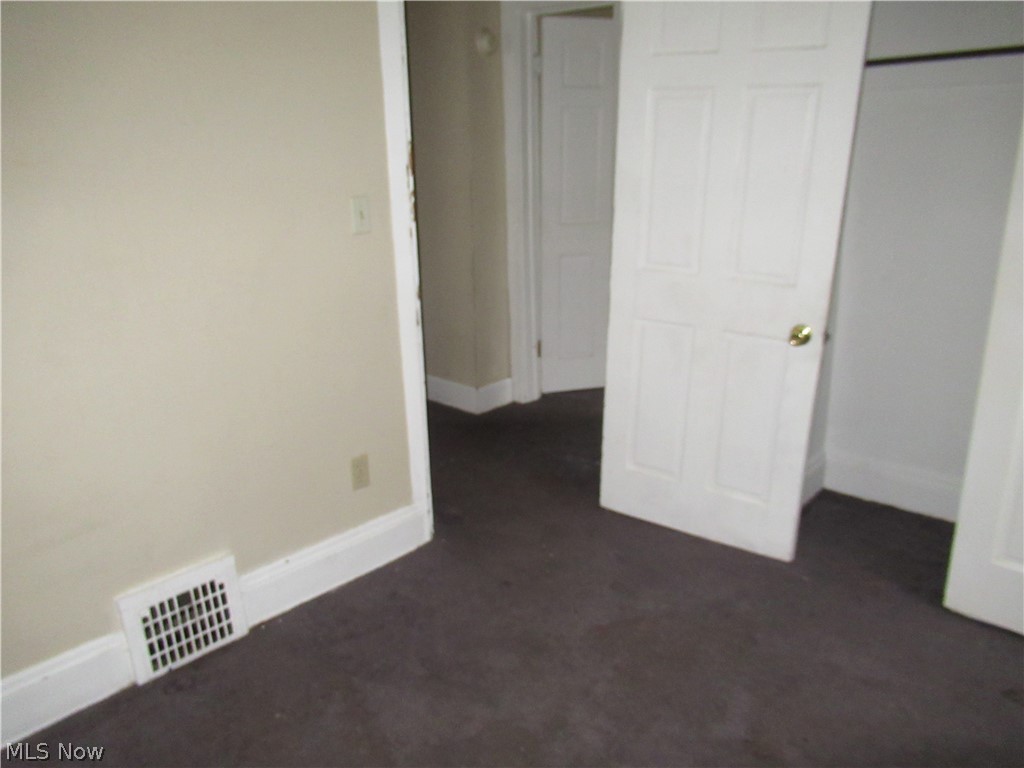 839 London Road Cleveland, OH 44110 - Photo 32 of 35