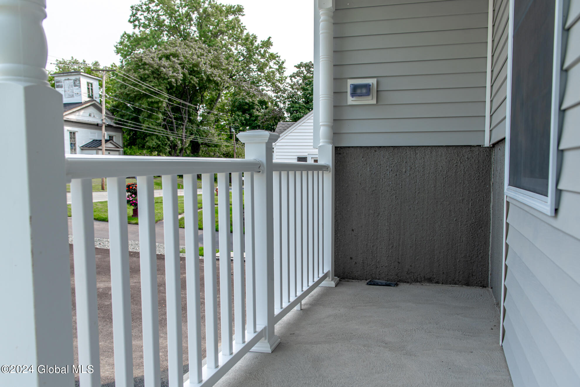582 Boght Road Cohoes, NY 12047 - Photo 3 of 35 SLO_7555