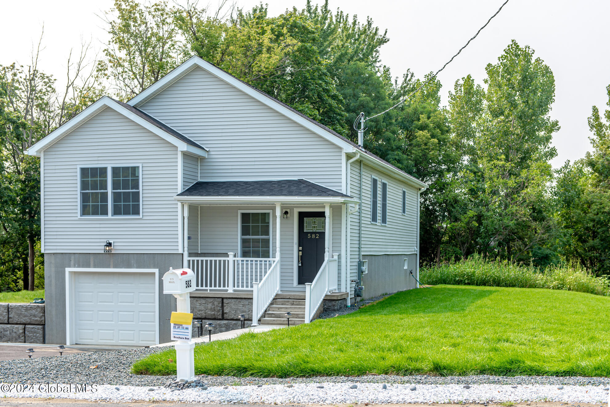 582 Boght Road Cohoes, NY 12047 - Photo 35 of 35 SLO_7543