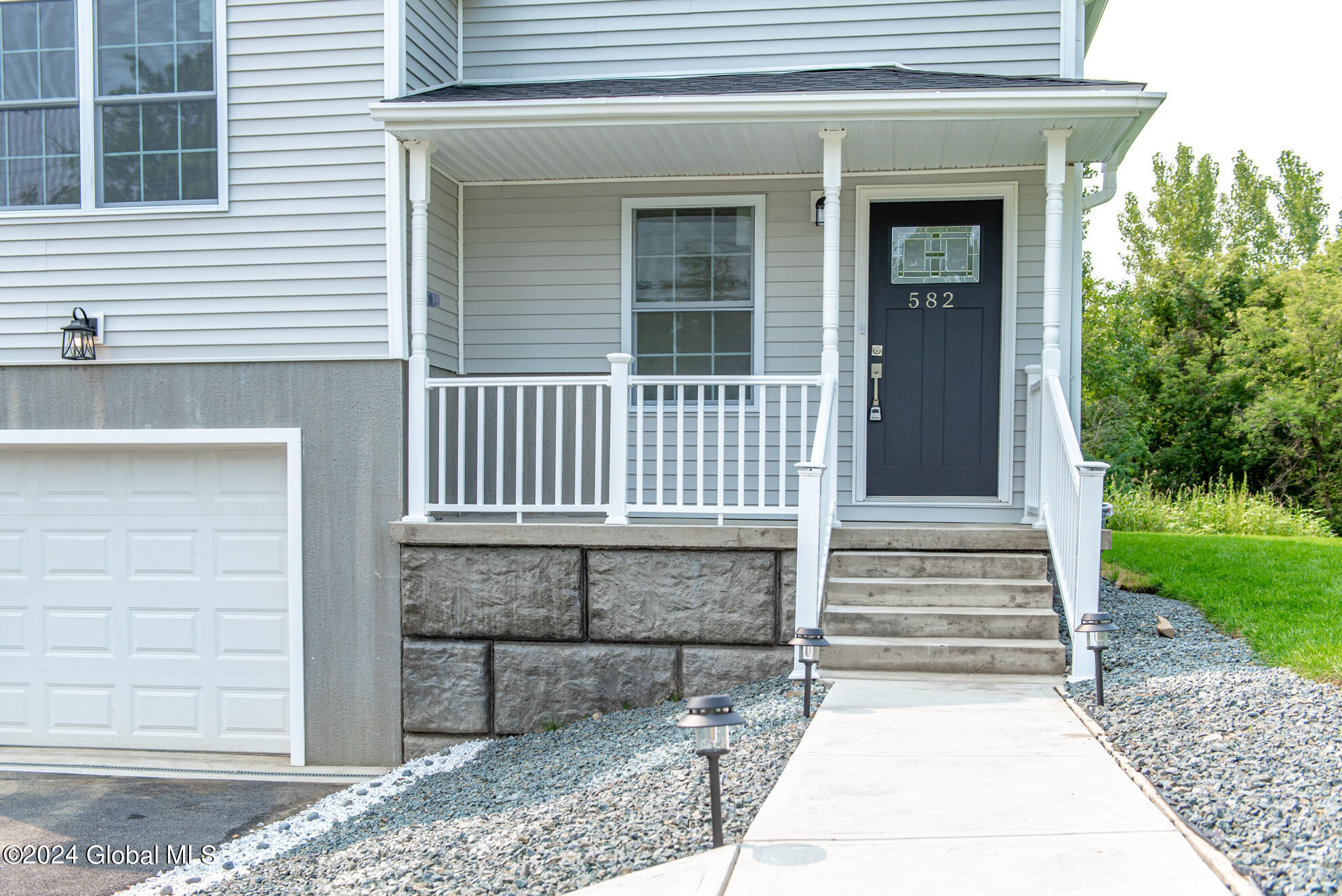 582 Boght Road Cohoes, NY 12047 - Photo 6 of 35 SLO_7548