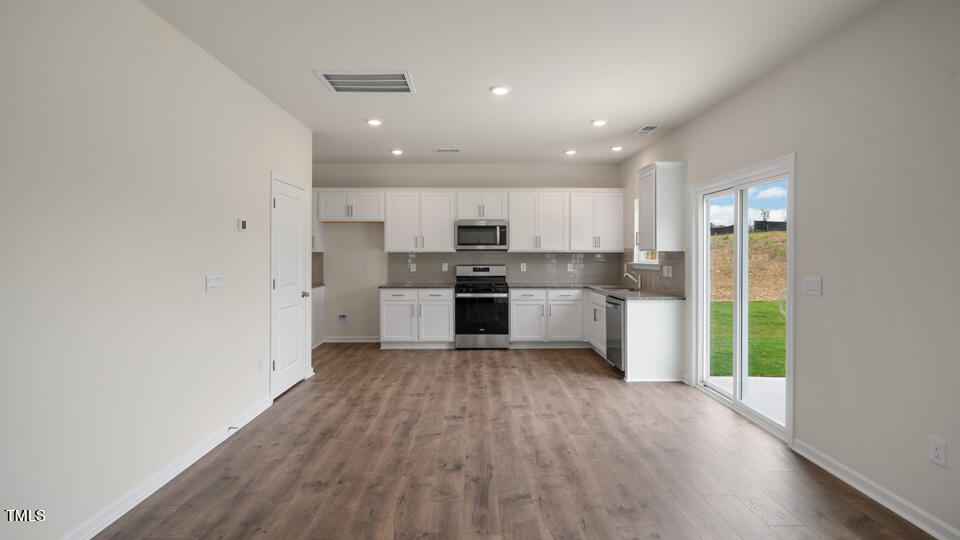 303 Galvin Rdg Run Sanford, NC 27330 - Photo 15 of 49 303-galvins-ridge-031