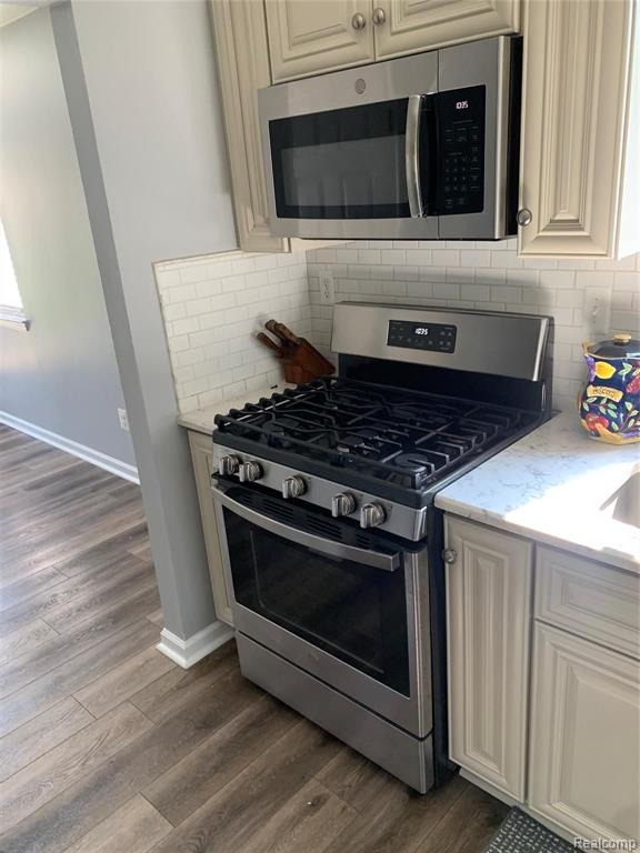 8401 18 18 Mile Road, Unit 81 Sterling Heights, MI 48313 - Photo 5 of 20