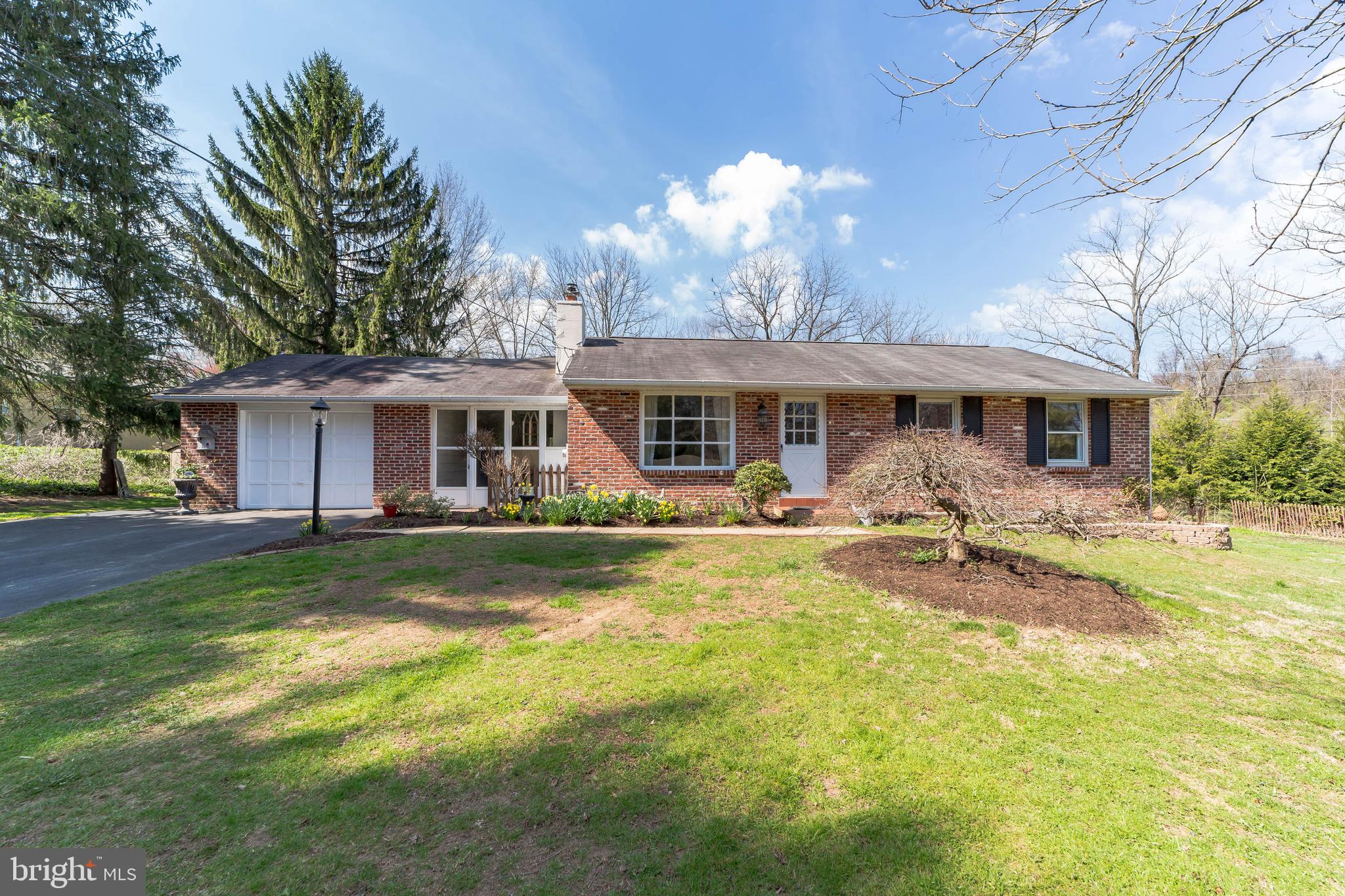 748 Sugars Bridge Road West Chester, PA 19382 - Photo 1 of 27 Gallery Image 1