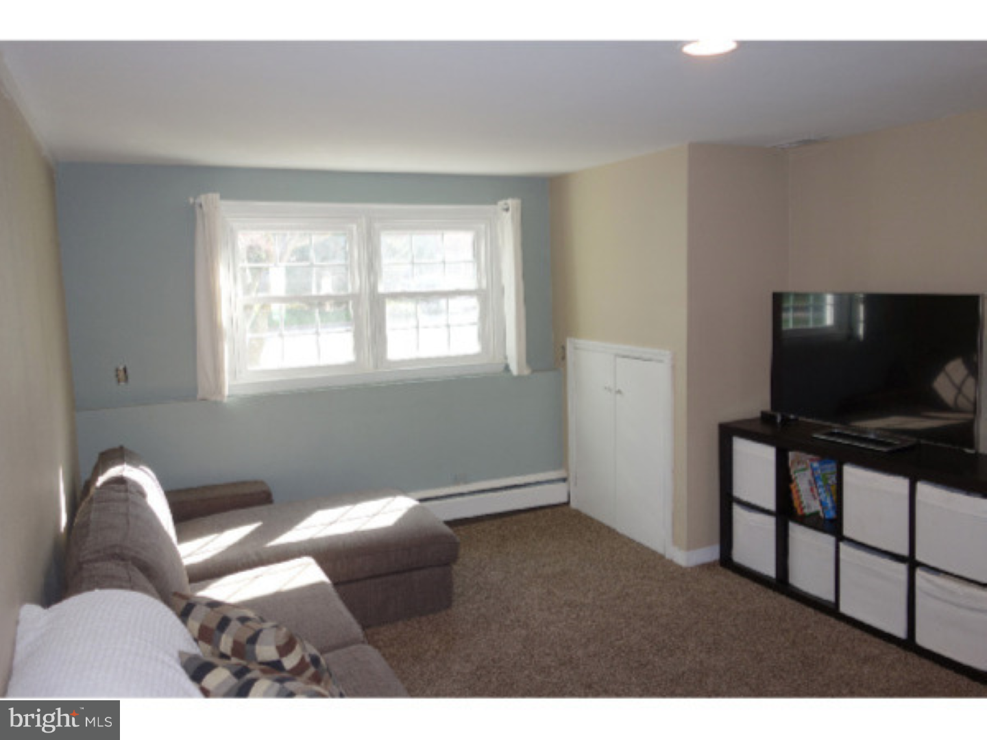 36 Taylor Road Conshohocken, PA 19428 - Photo 4 of 8 Family Room