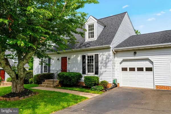 $2,800 | 561 Tiffany Court, Warrenton, VA 20186