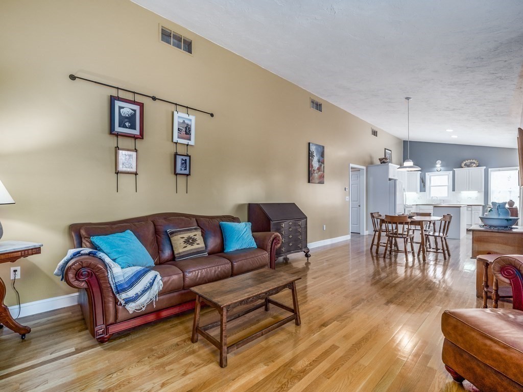 119 Stow Road, Unit 119 Boxborough, MA 01719 - Photo 15 of 39