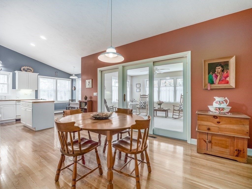 119 Stow Road, Unit 119 Boxborough, MA 01719 - Photo 10 of 39