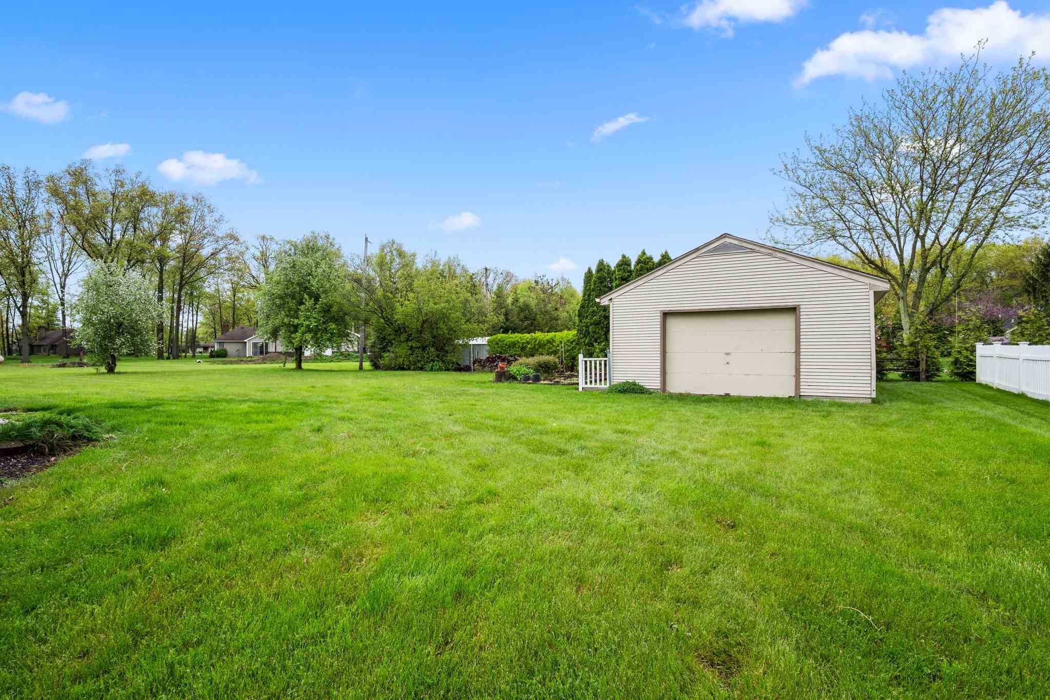 5014 North Webster Road Woodburn, IN 46797 - Photo 32 of 36 Gallery Image 32