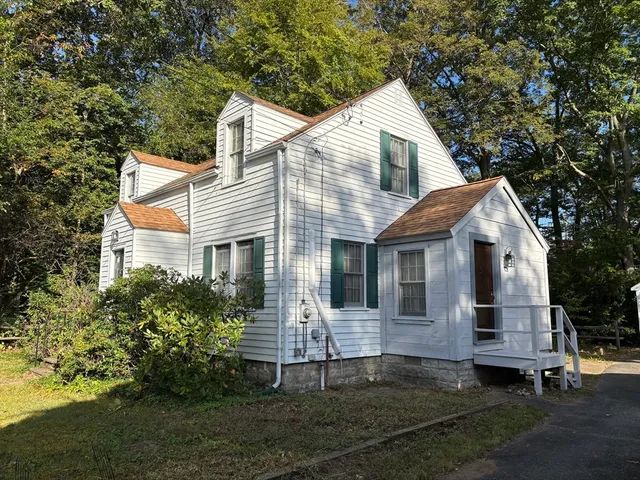 $315,000 | 95 Mt Pleasant Avenue, West Springfield, MA 01089