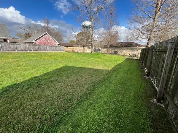 $99,000 | 2017 Aramis Drive, Meraux, LA 70075