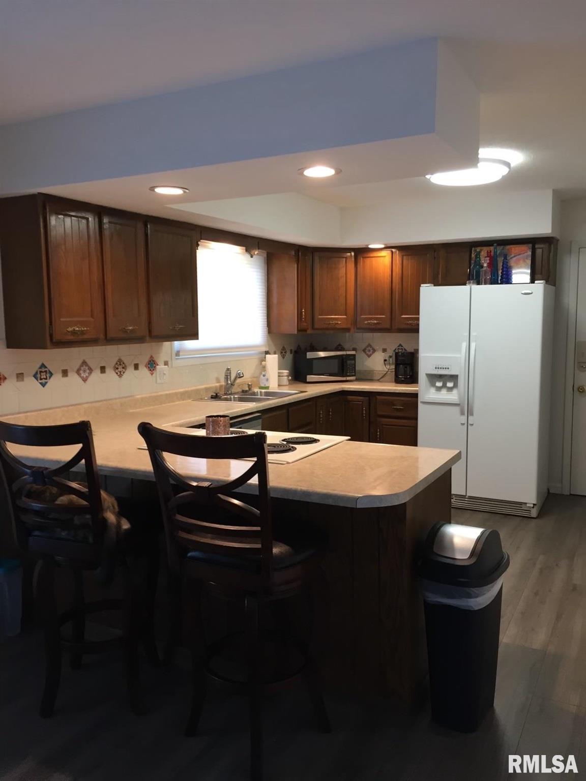 223 Oxford Road Springfield, IL 62704 - Photo 11 of 18