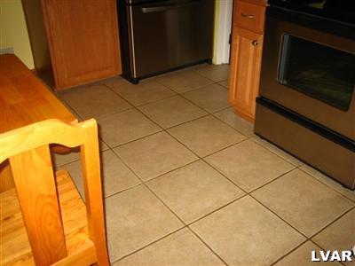 509 Magnolia Road Hellertown, PA 18055 - Photo 10 of 14 Gallery Image 10