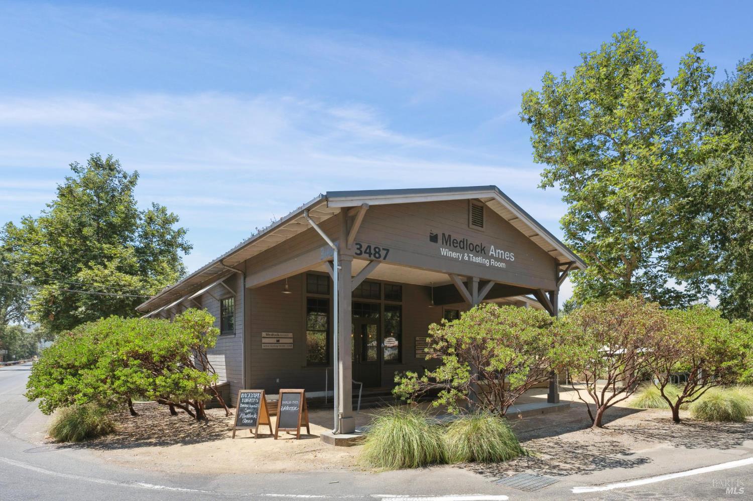 3487 Alexander Valley Road Geyserville, CA 95441 - Photo 1 of 12