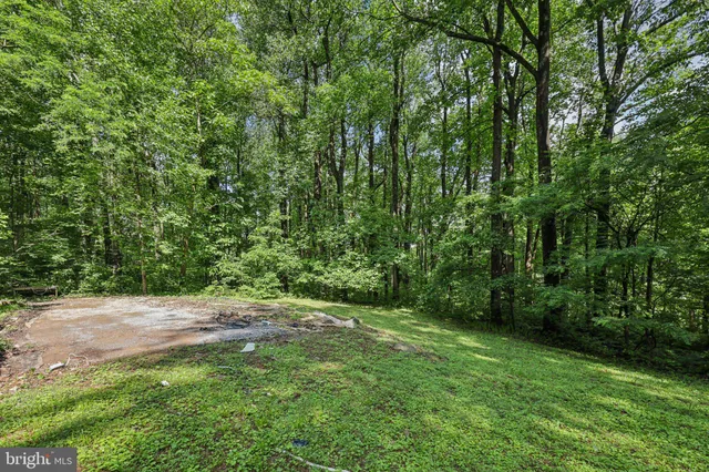 $499,900 | 28 Cliff Road, Front Royal, VA 22630