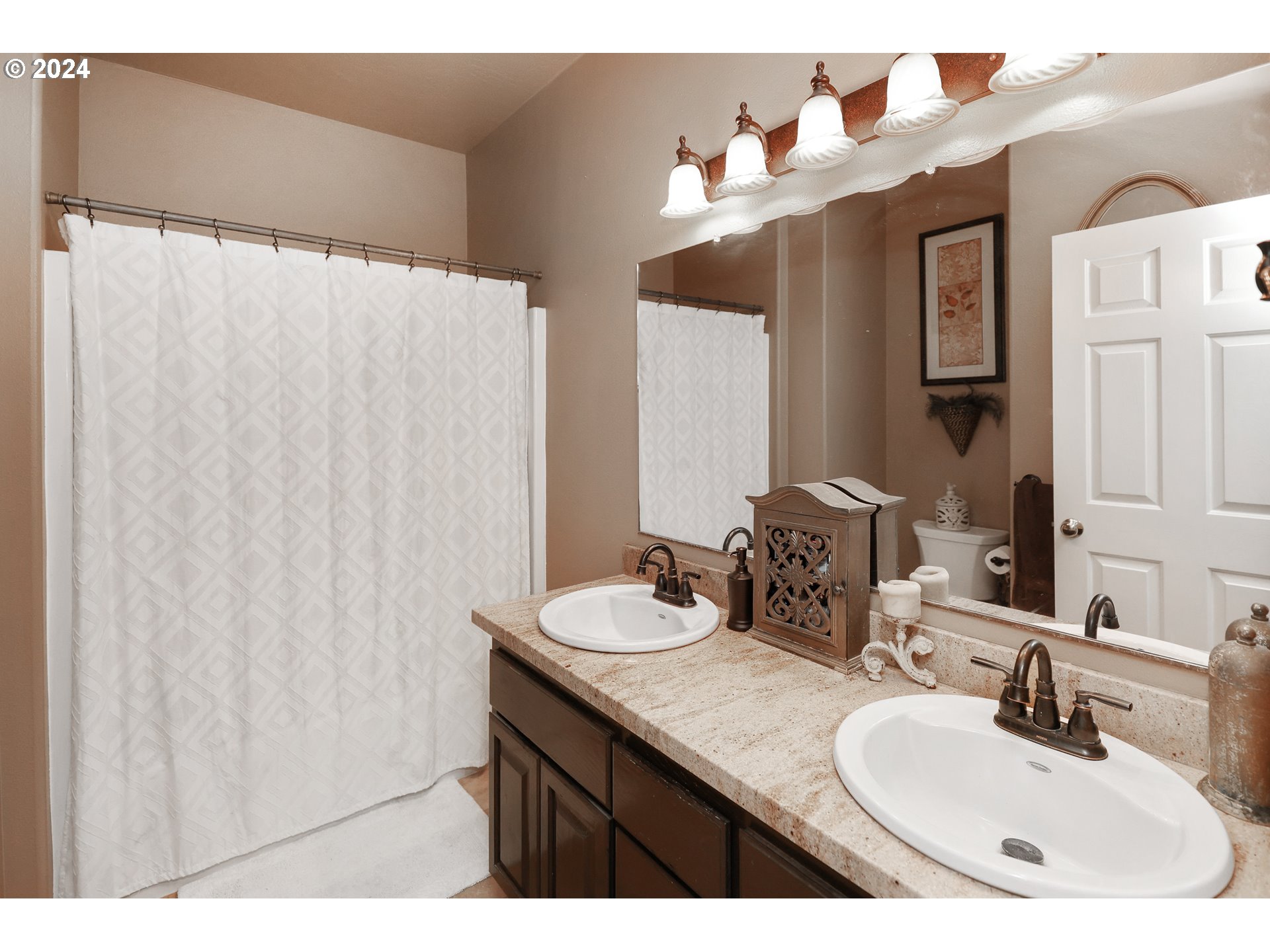 2917 Dry Creek Road Eugene, OR 97404 - Photo 25 of 41 Bedroom