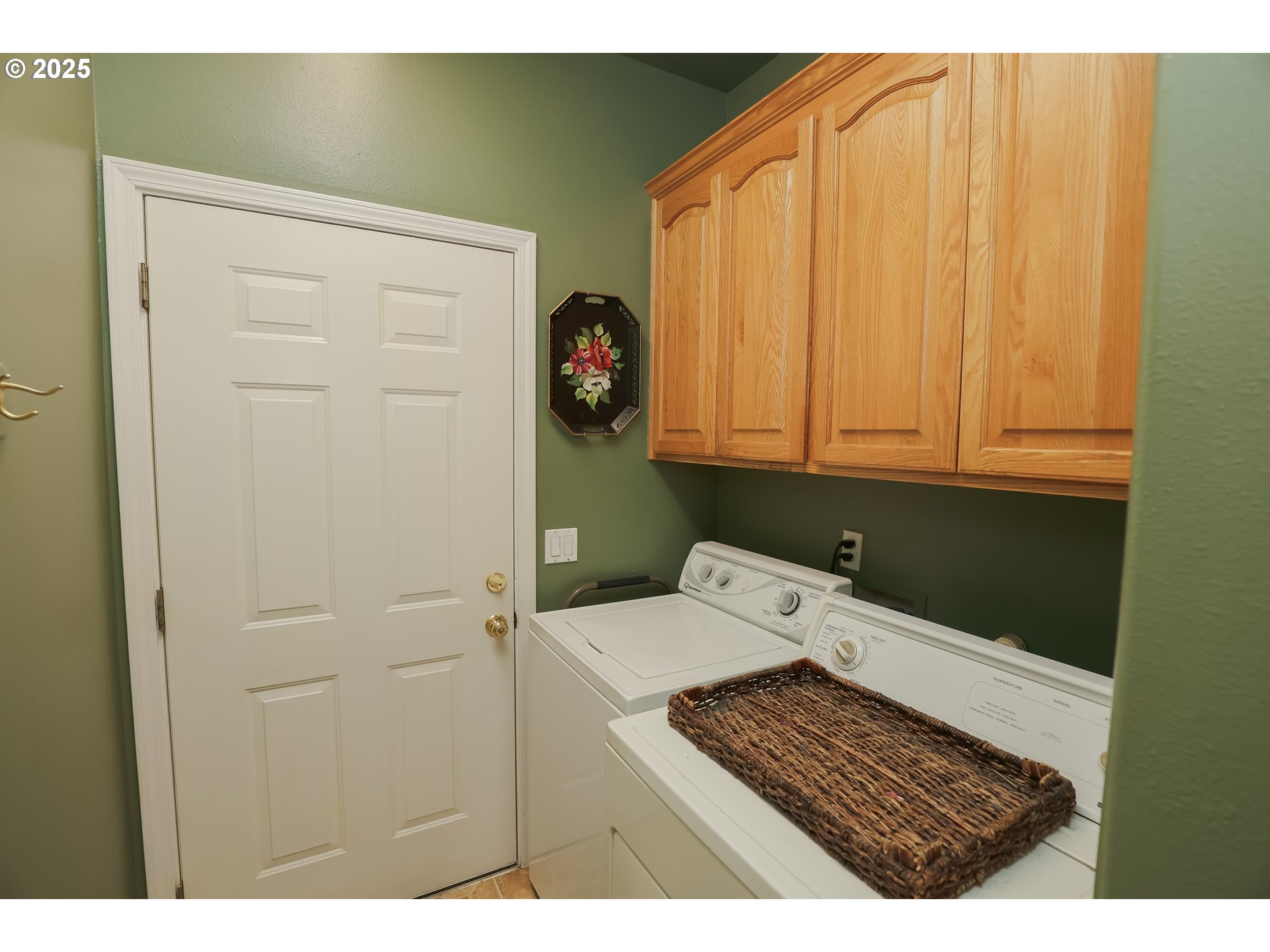 2917 Dry Creek Road Eugene, OR 97404 - Photo 26 of 41 Den/Office
