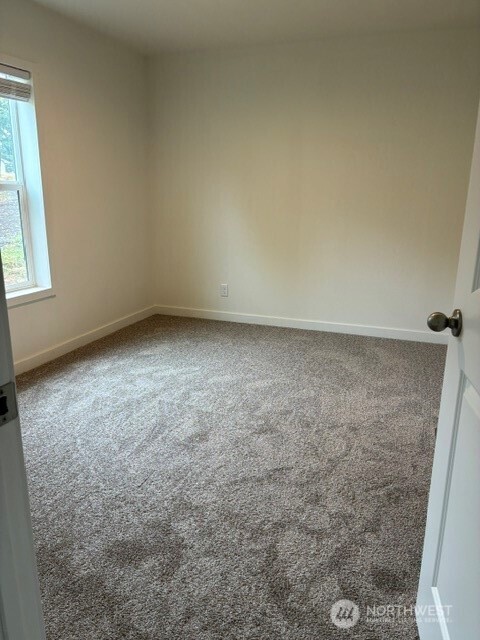 1004 Stella Road Longview, WA 98632 - Photo 12 of 21 Gallery Image 12