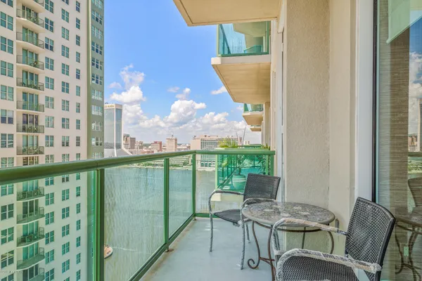 $419,000 | 1431 Riverplace Boulevard, Unit 1602, Jacksonville, FL 32207