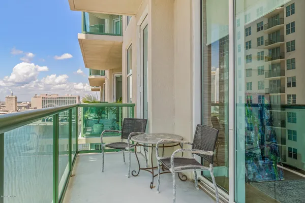 $419,000 | 1431 Riverplace Boulevard, Unit 1602, Jacksonville, FL 32207
