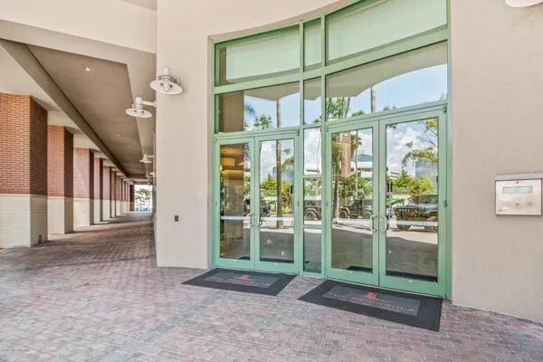 $419,000 | 1431 Riverplace Boulevard, Unit 1602, Jacksonville, FL 32207