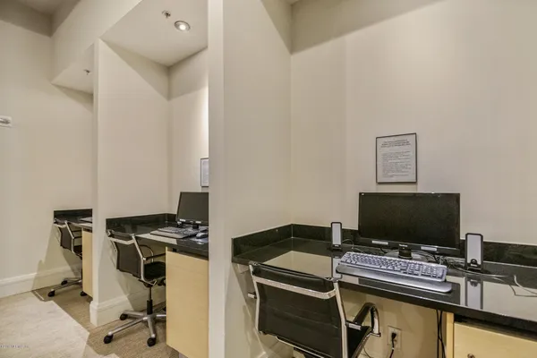$419,000 | 1431 Riverplace Boulevard, Unit 1602, Jacksonville, FL 32207