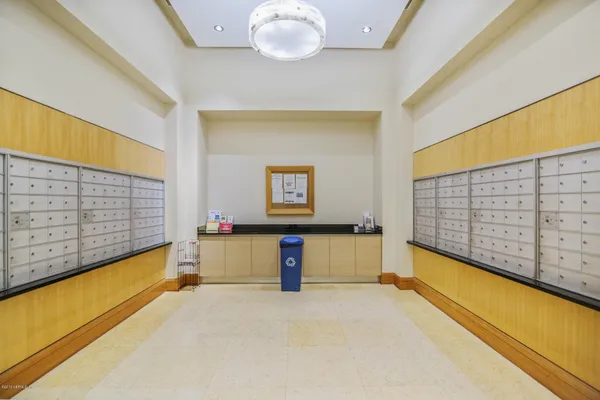 $419,000 | 1431 Riverplace Boulevard, Unit 1602, Jacksonville, FL 32207
