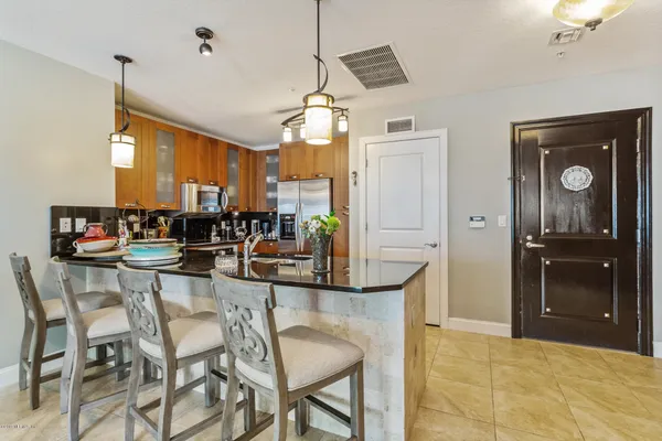 $419,000 | 1431 Riverplace Boulevard, Unit 1602, Jacksonville, FL 32207