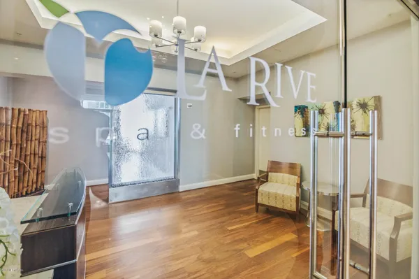 $419,000 | 1431 Riverplace Boulevard, Unit 1602, Jacksonville, FL 32207