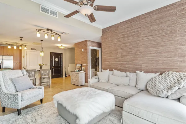 $419,000 | 1431 Riverplace Boulevard, Unit 1602, Jacksonville, FL 32207