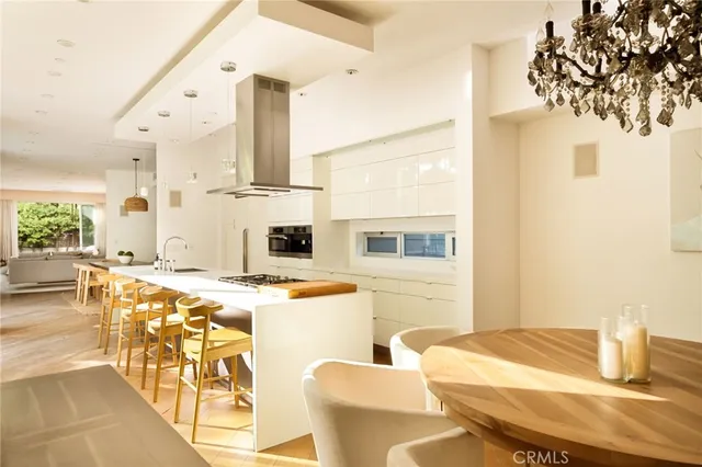 a close view of washer and dryer