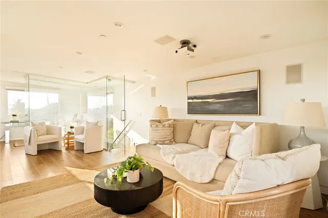 $3,995,000 | 936 Milwood Avenue, Venice, CA 90291