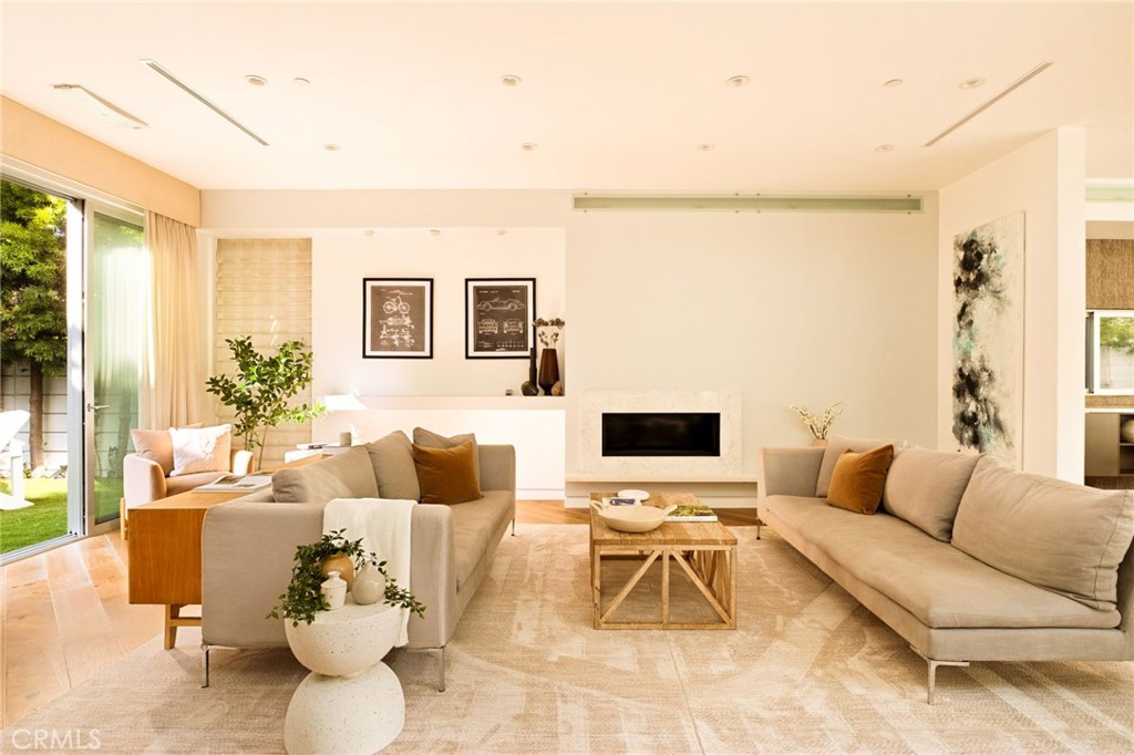 936 Milwood Avenue Venice, CA 90291 - Photo 8 of 62